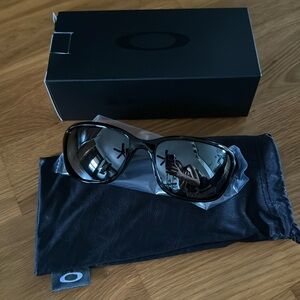 Brand new with box Oakley She’s Unstoppable polarized sunglasses.